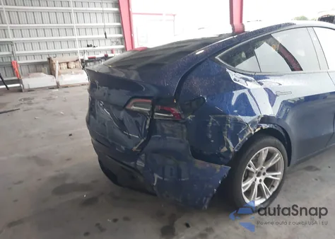 2024 Tesla Model Y Long Range Dual Motor All-Wheel Drive from USA, damaged, VIN 7SAYGDEE3RA268033